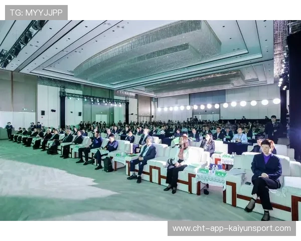 联盟与国际赛事合作举办技术交流会促进规则升级，国际联盟本部